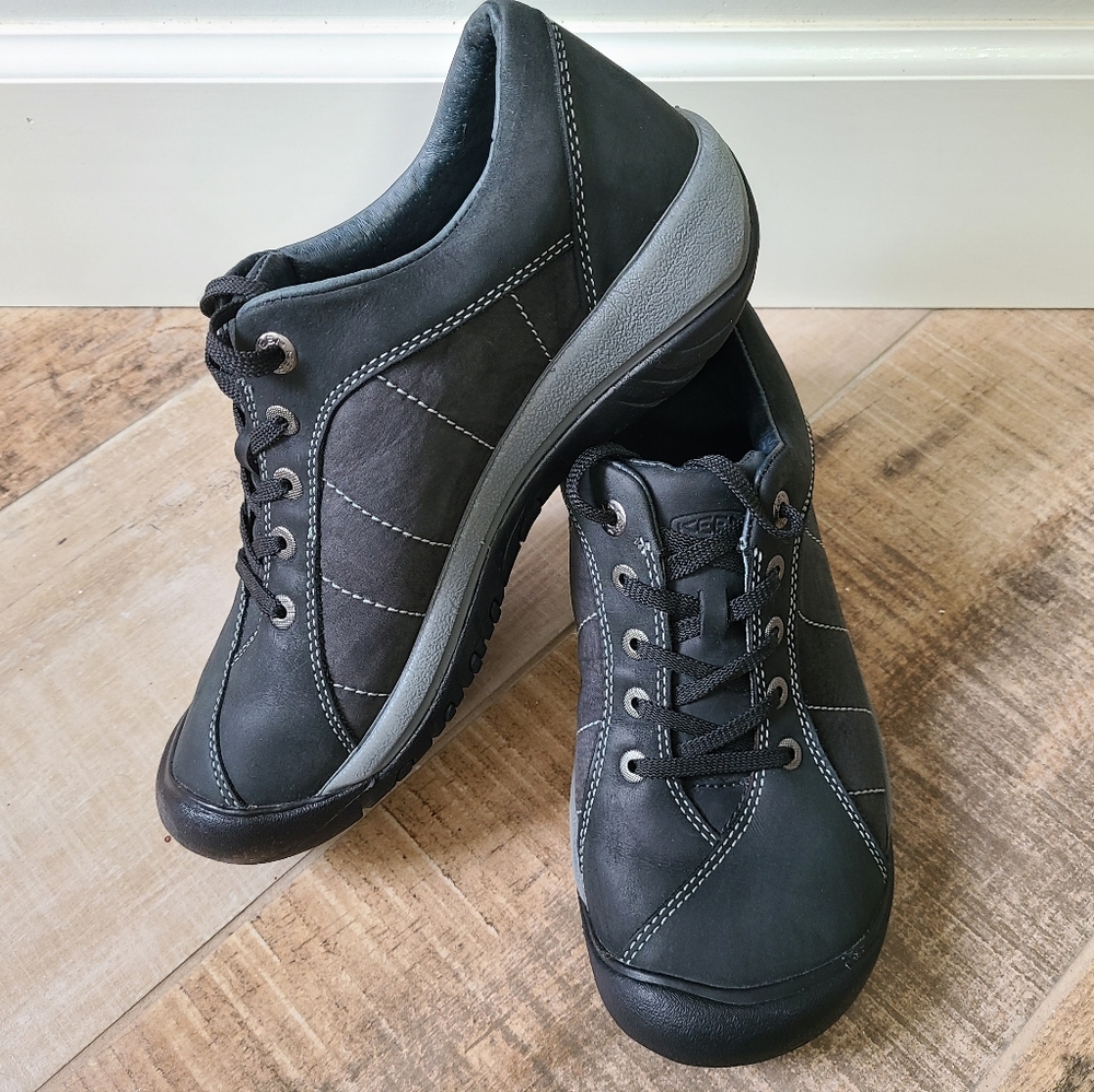 Keen Presidio Black Leather Lace Up Shoes Women's Size 9